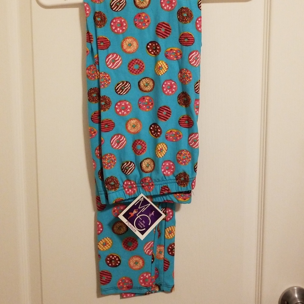 Buttery Soft Plus Size Leggings NWT